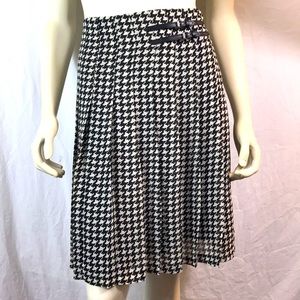 Lauren by Ralph Lauren pleated skirt, size 8, EUC